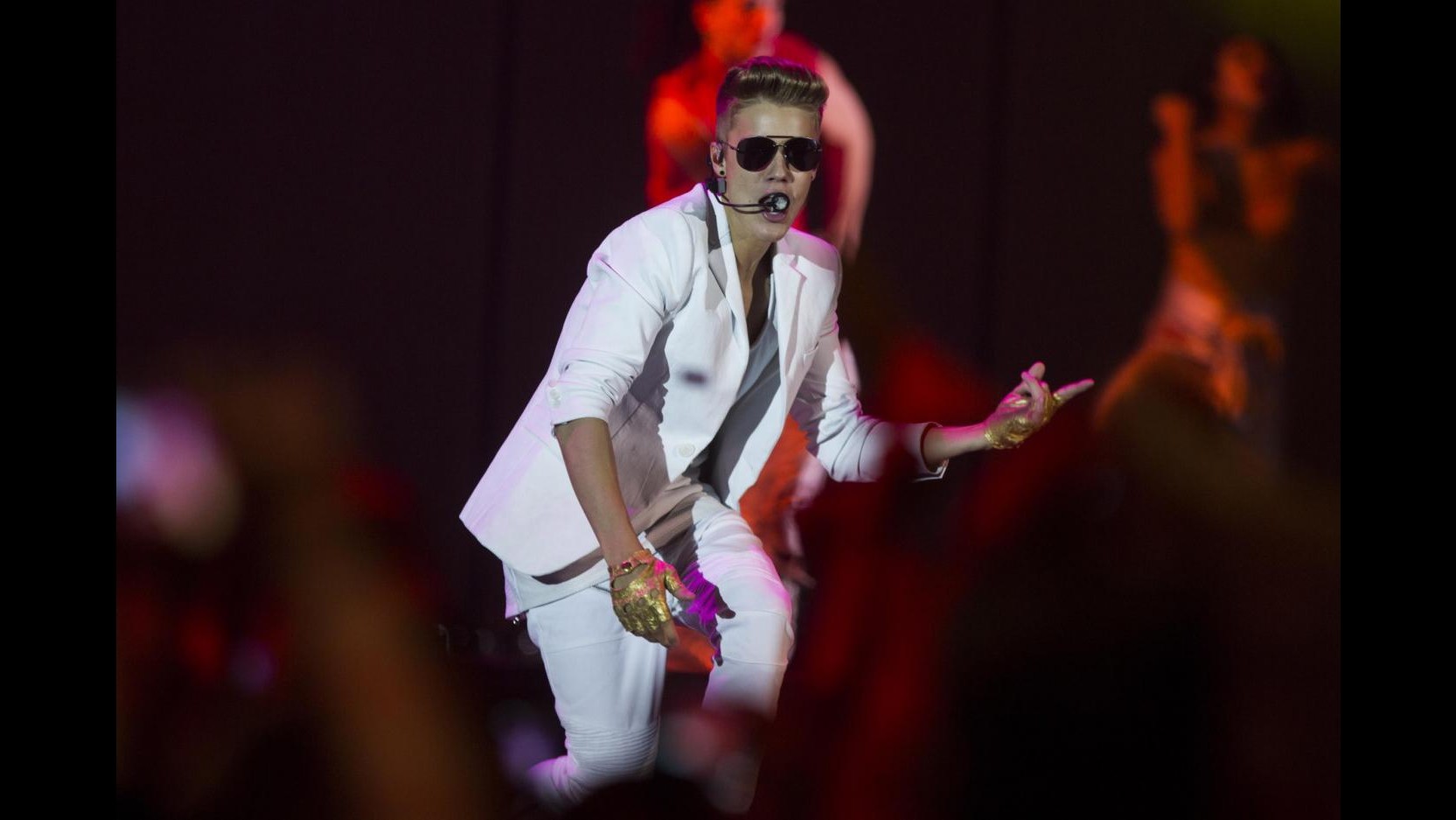Justin Bieber aggredito da un fan durante concerto a Dubai