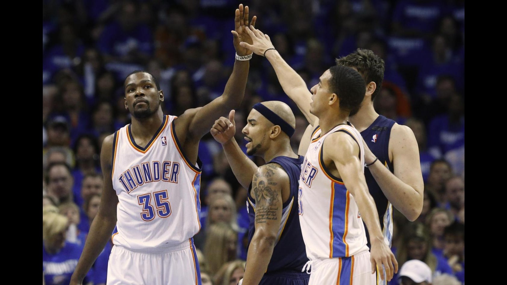 Playoff Nba:Durant trascina Oklahoma, Indiana espugna New York