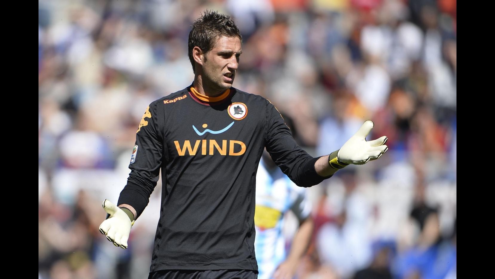 Calcio, Roma: stop due settimane per Stekelenburg