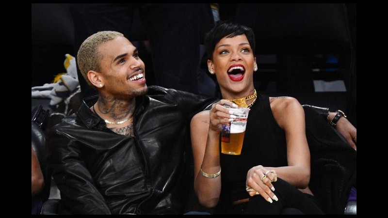 Rihanna regala a Chris Brown un’auto da un milione di dollari