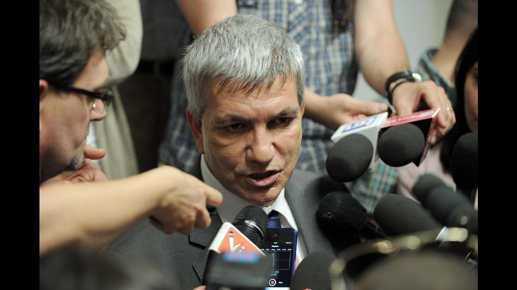 Sel, Vendola invita su twitter seguire partito: C’è bisogno di sinistra