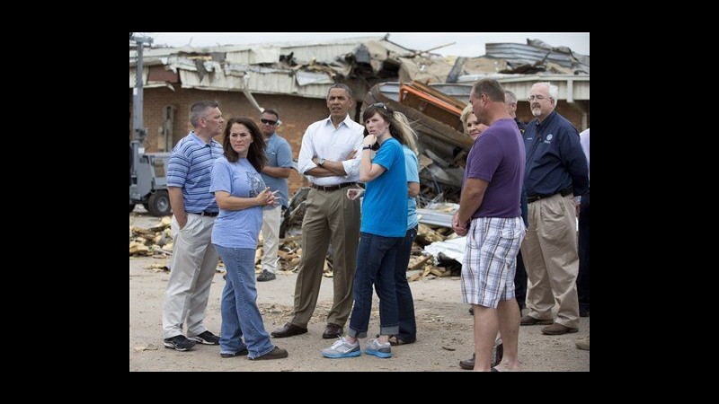 Obama in Oklahoma dopo tornado: Sforzi ricostruzione enormi, siamo con voi