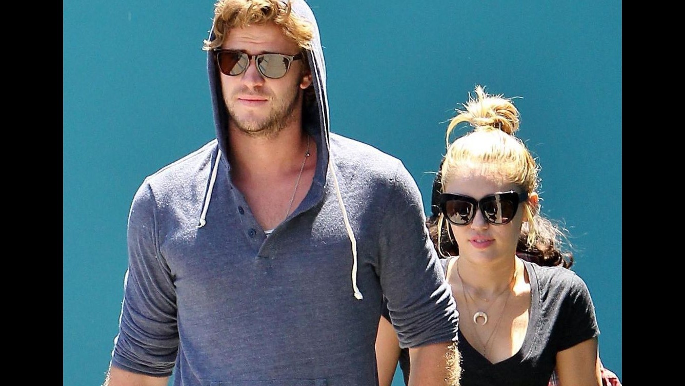 Miley Cyrus e Liam Hemsworth verso la fine: dormono in camere separate