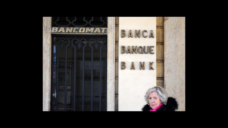 Banche, Abi: Prestiti a imprese-famiglie ancora giù, a maggio -2,1%