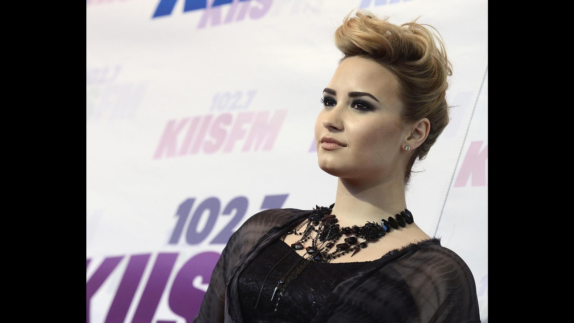 Demi Lovato: Il successo sta nel fare canzoni che vanno in radio