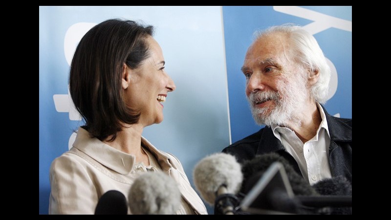 E’ morto il cantautore Georges Moustaki, aveva scritto per Piaf