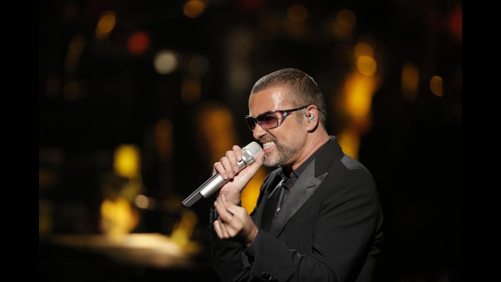 George Michael resta in ospedale dopo incidente stradale