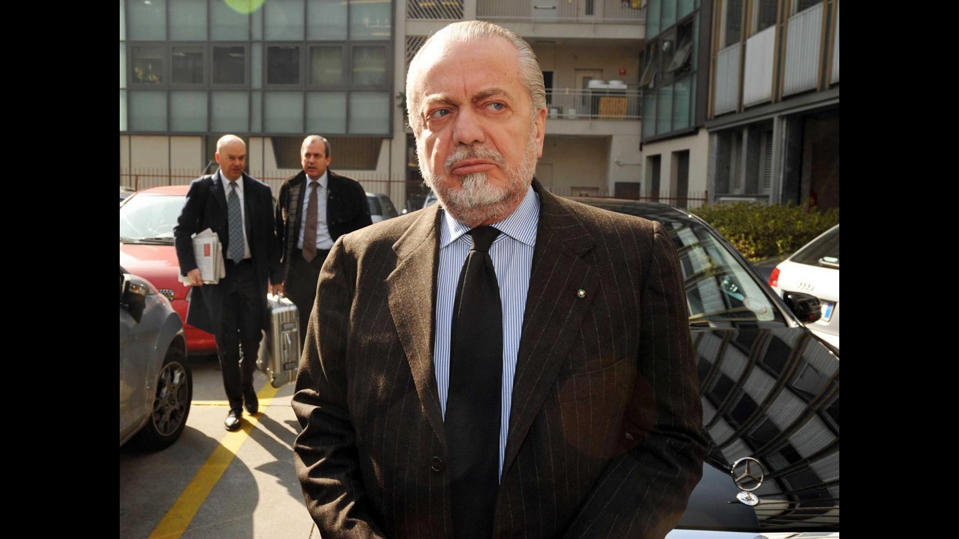 De Laurentiis: Ho detto a Bigon di sentire il City per Cavani