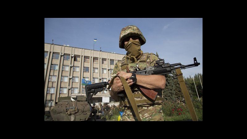 Filo-russi in Ucraina si preparano a combattimenti a Donetsk