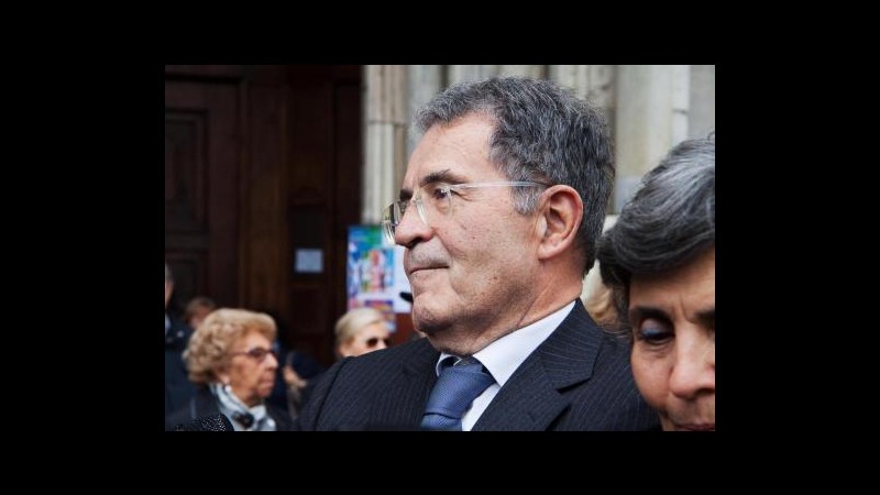 Pd, Renziani scrvono a Prodi: Ti chiediamo scusa, resta con noi