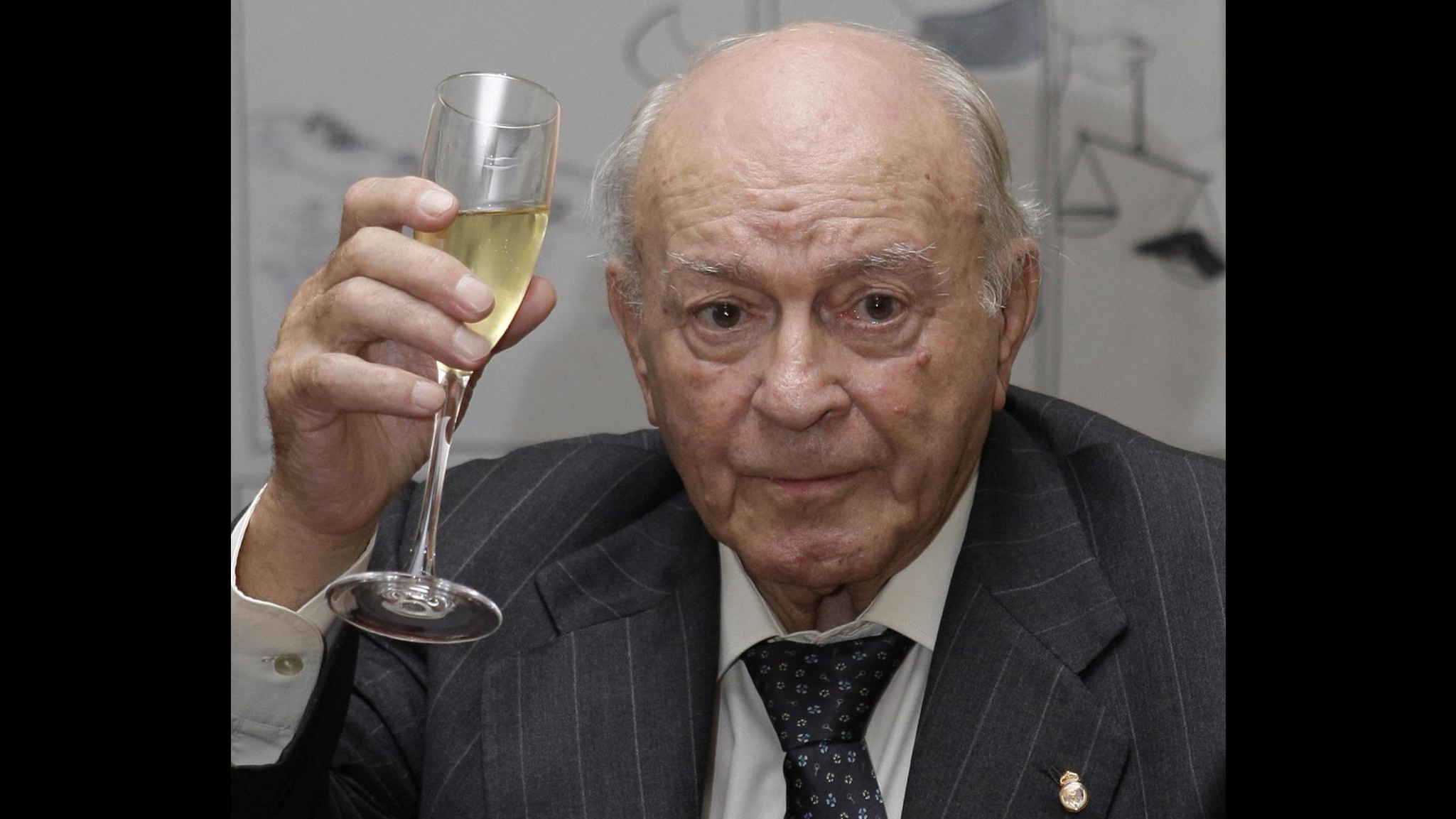 Calcio, condizioni Alfredo Di Stefano gravi ma stabili