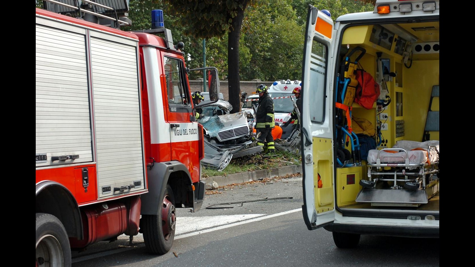 Roma, schianto all’alba: morti 4 ragazzi, due minorenni