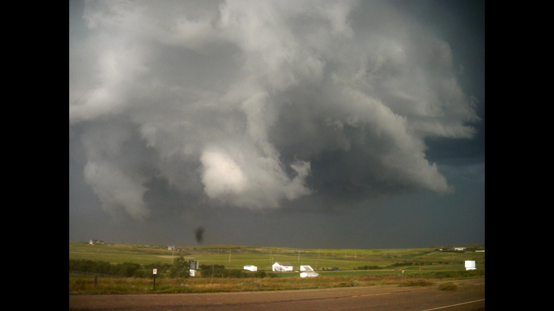 Usa, tornado distrugge campo per roulotte in Oklahoma: un morto