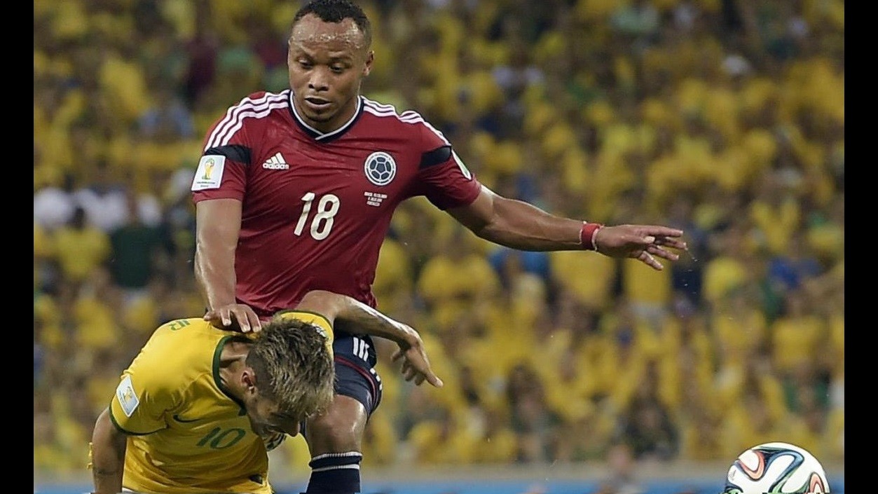 Mondiali, il parere del neochirurgo: Frattura Neymar minima, potrebbe allenarsi a breve