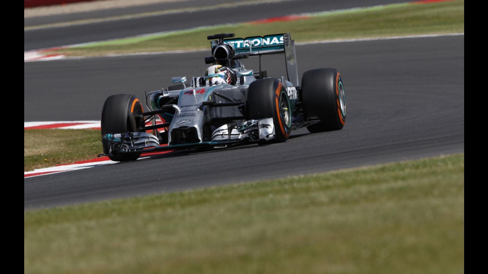 F1, Gran Bretagna:Hamilton precede Rosberg in seconde libere, Alonso 3°