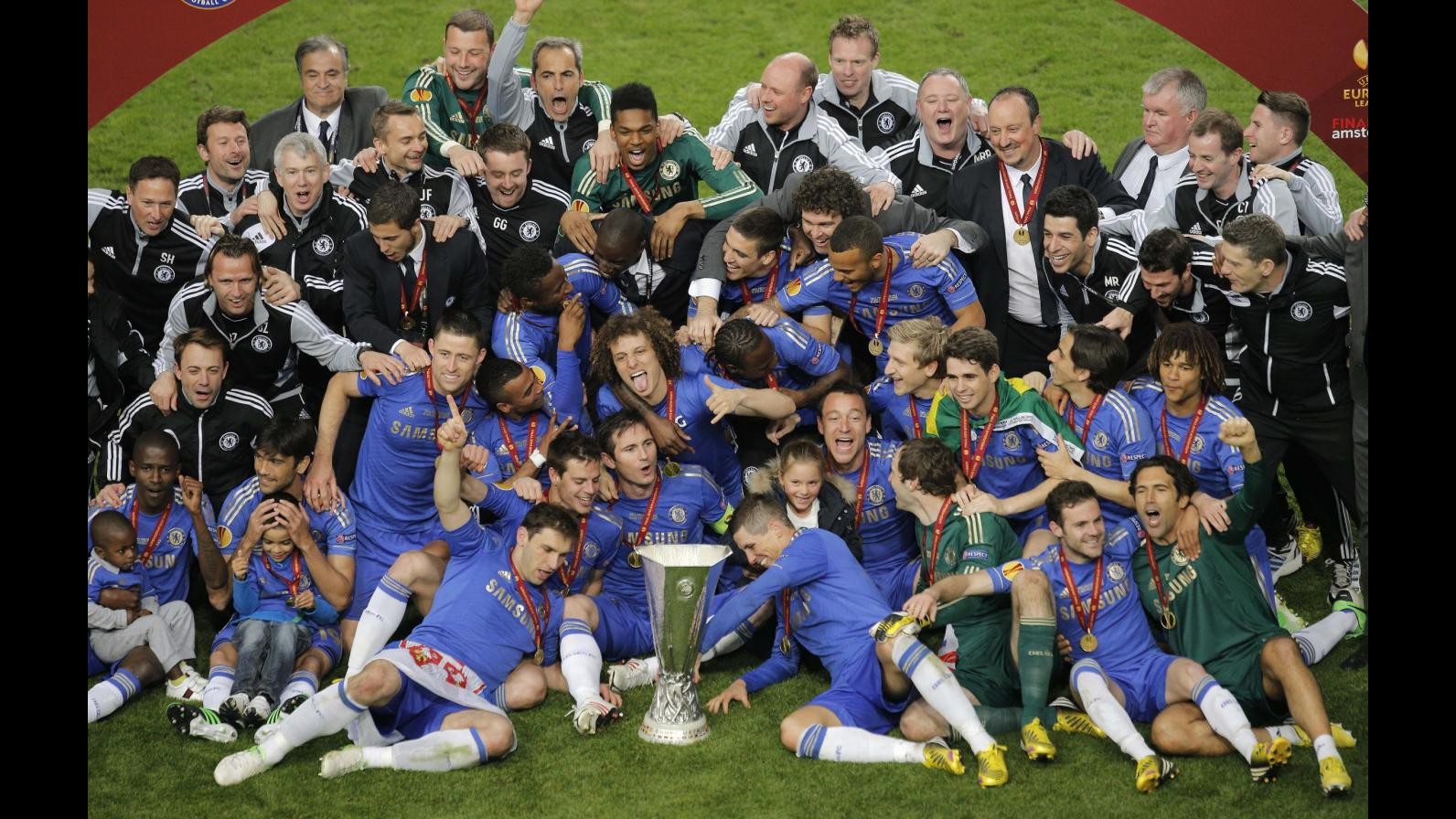 Chelsea vince Europa League, Ivanovic beffa il Benfica nel recupero