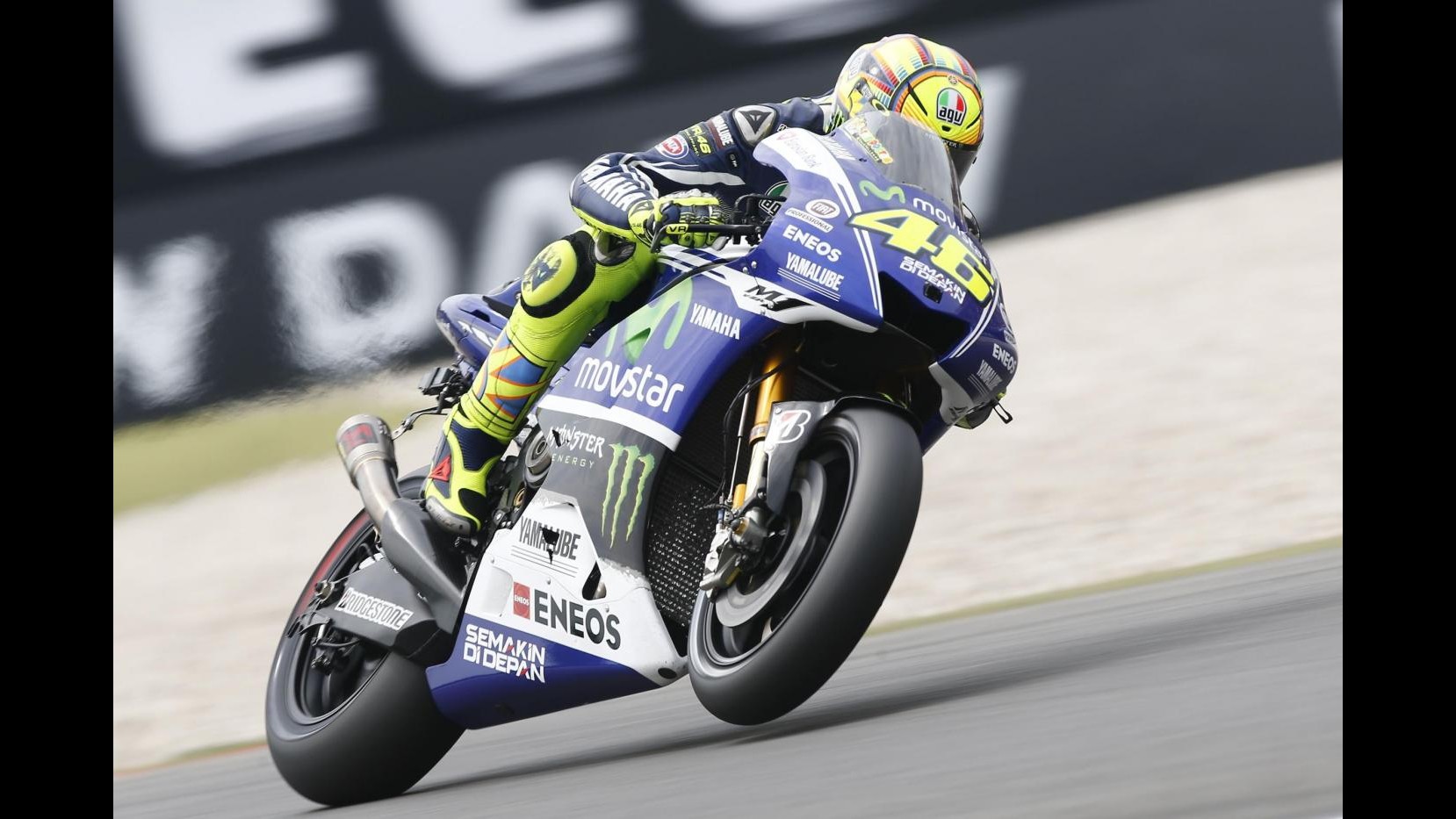 MotoGp, Rossi rinnova con Yamaha: Guiderò la M1 per i prossimi due anni