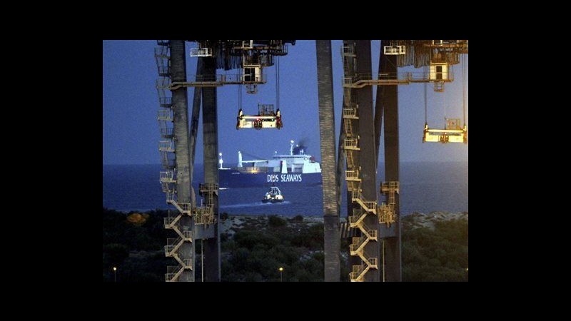 Armi chimiche siriane. Al via il trasbordo nel porto di Gioia Tauro