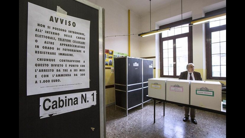 Comunali, seggi chiusi. Crolla affluenza -12% su primo turno
