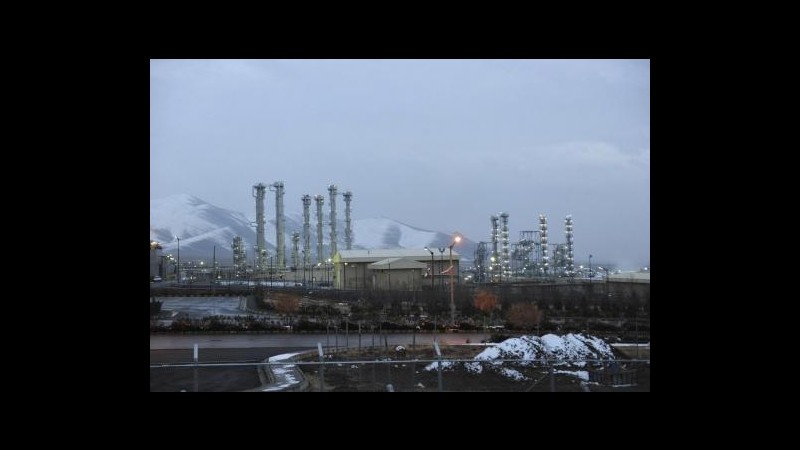 Iran, Ahmadinejad in visita a sito nucleare di Arak