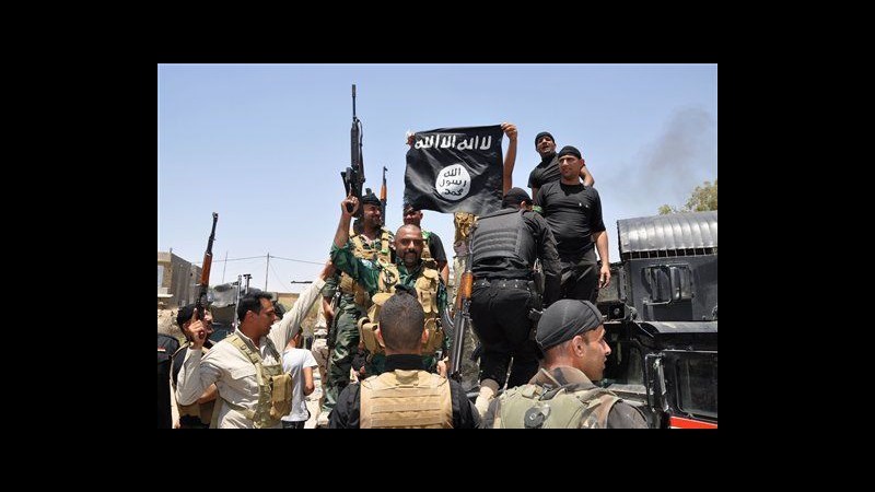 Iraq, continuano scontri Isil-esercito a Tikrit