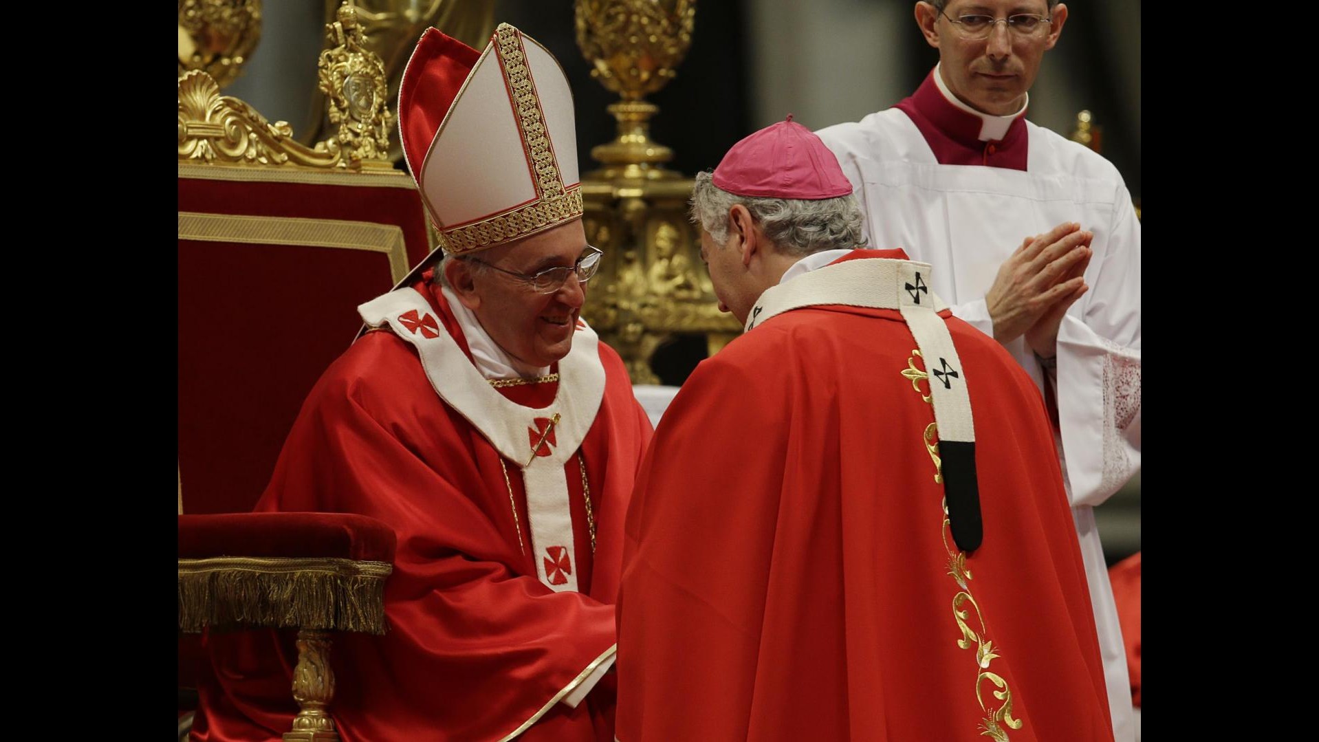 Papa ai vescovi: Non cercate appoggio di chi ha potere