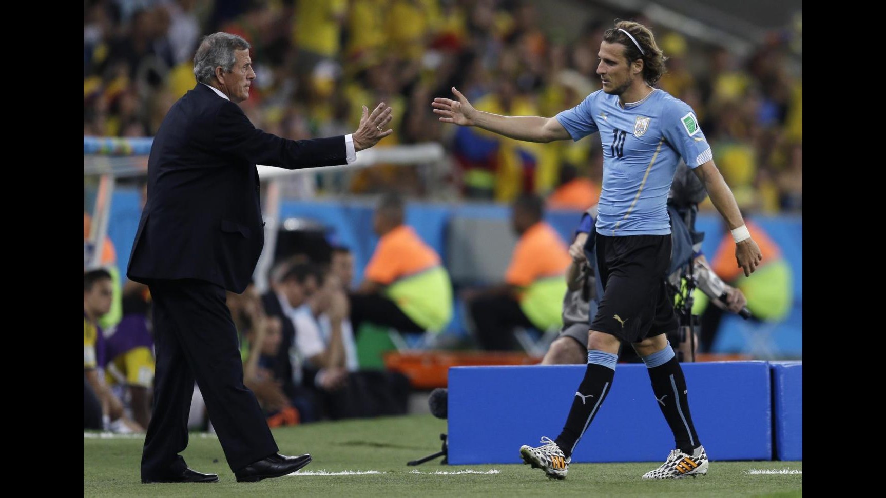 Mondiali 2014, Forlan non lascia l’Uruguay: Sempre pronto ad aiutare