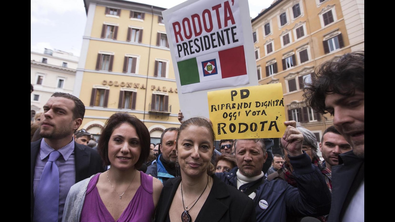 M5S Labriola e Furnari passano al Misto e su Fb monta la rabbia