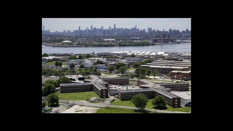 New York, 11 suicidi in cella dal 2009: 9 dovuti a negligenza
