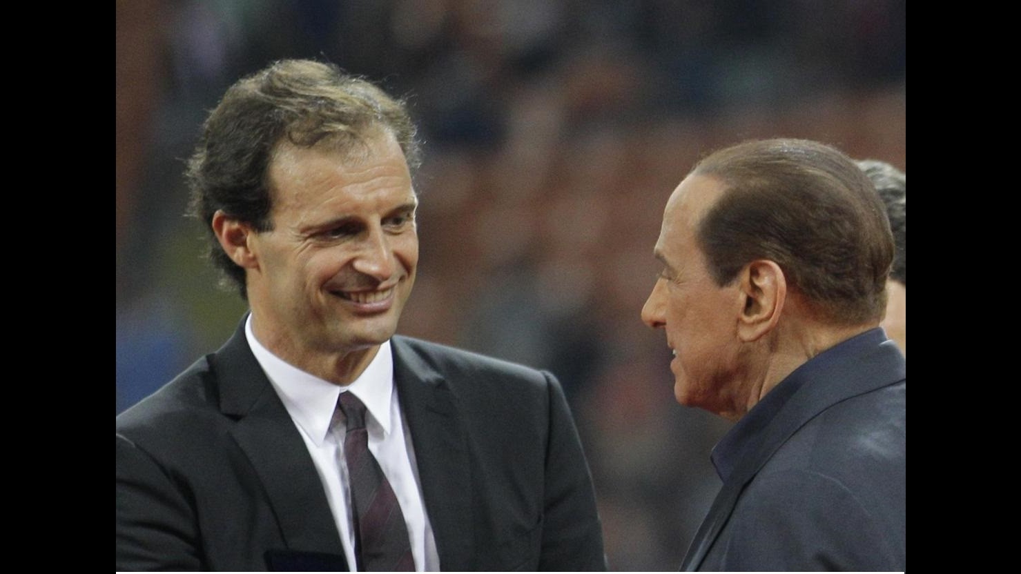 Berlusconi: Milan pretende da Allegri rispetto direttive club
