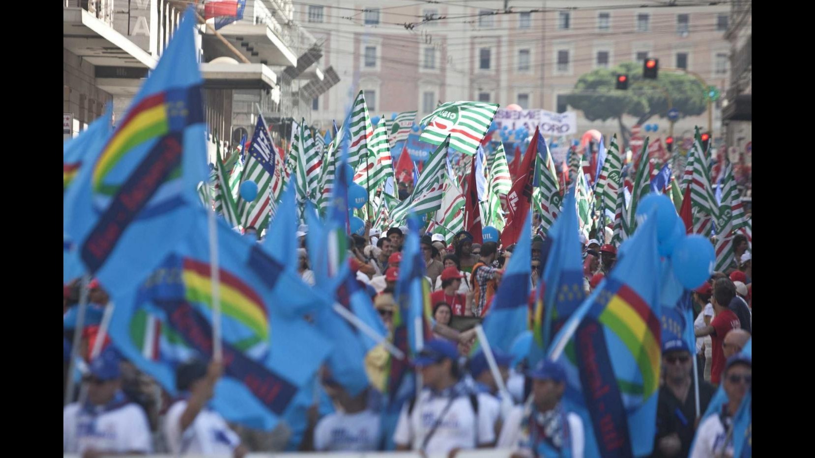 LAst, Cgil-Cisl-Uil: Piano inaccettabile, domani 8 ore di sciopero