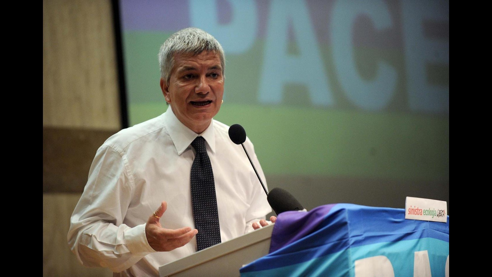 Vendola (Sel): Parole Padoan sono fotografia impotenza