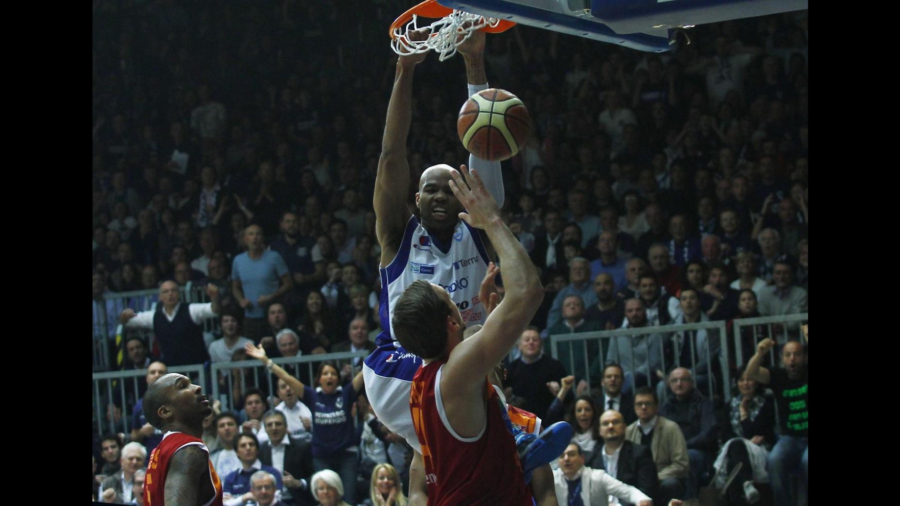 Playoff scudetto, Cantù doma Roma 81-73 in gara 3 e riapre la serie