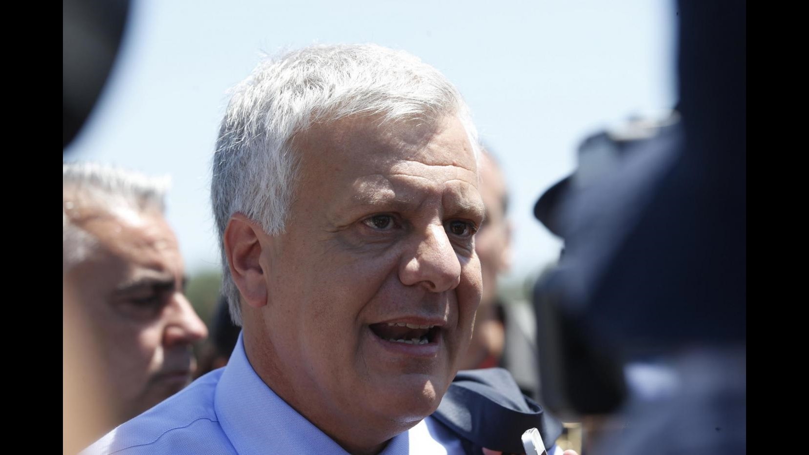 Costa Concordia, Galletti: Ottimisti su operazione, pensiamo a vittime