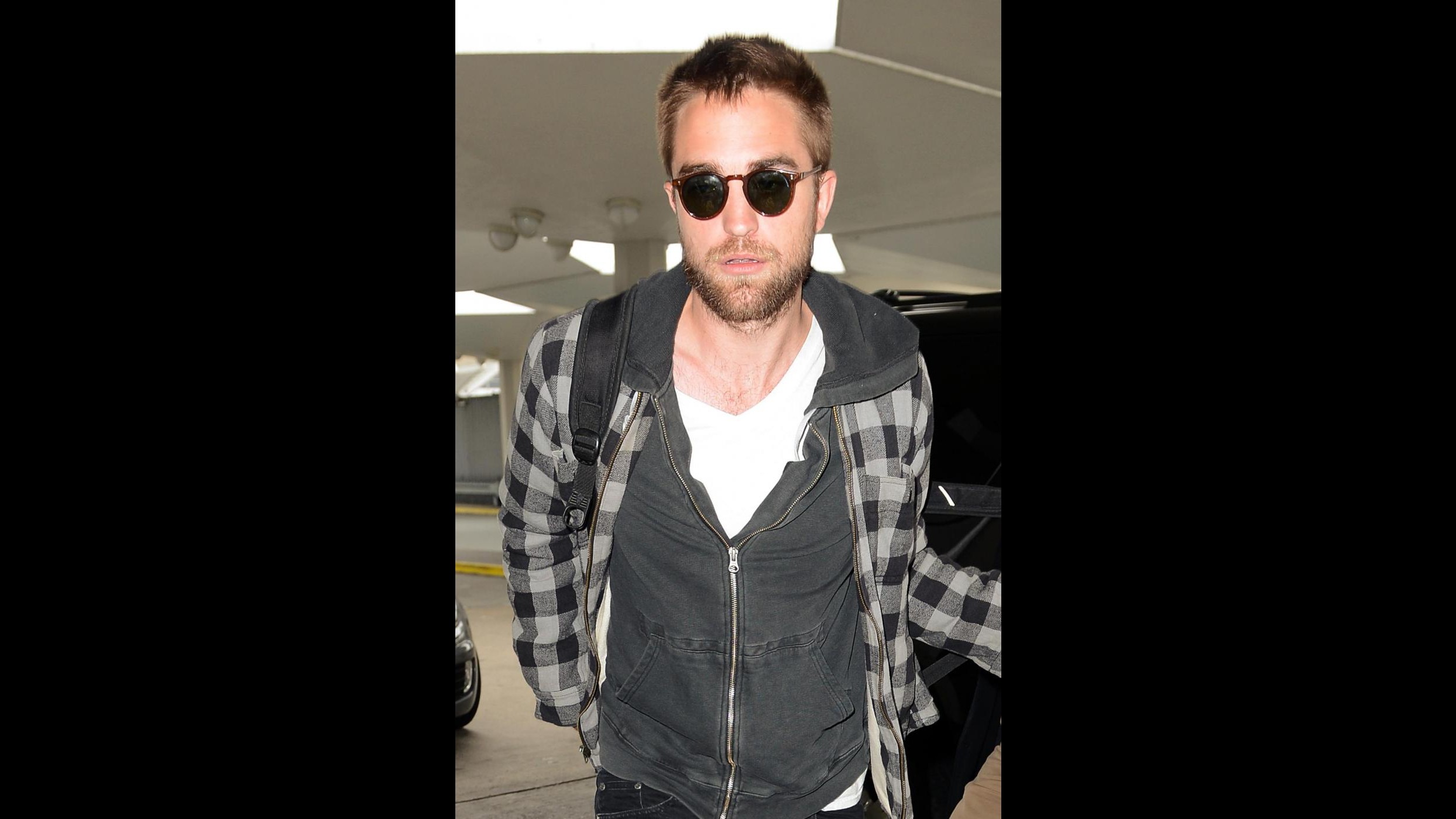 Robert Pattinson vuole restare single dopo rottura con Kristen Stewart