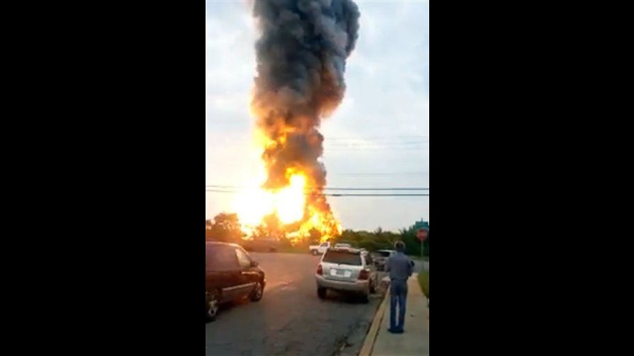 Usa, treno merci deraglia a Baltimora: fiamme e forte esplosione
