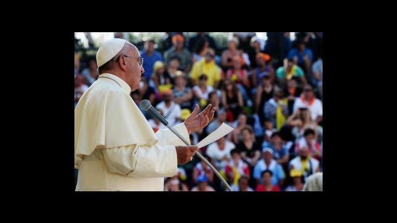 Papa: Insostenibile pedofilia nella Chiesa, agirò con severità