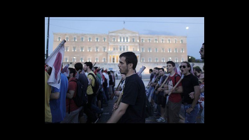 Grecia, governo: Traffico Atene bloccato 2 volte al giorno da proteste