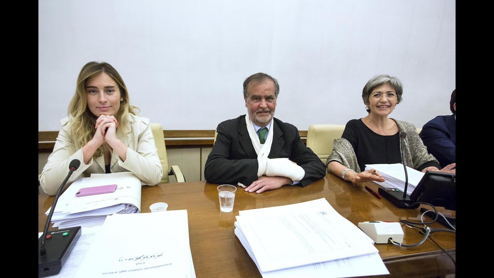 Riforme, commissione dà ok: Senatori eletti da Consigli regionali. Testo in aula lunedì