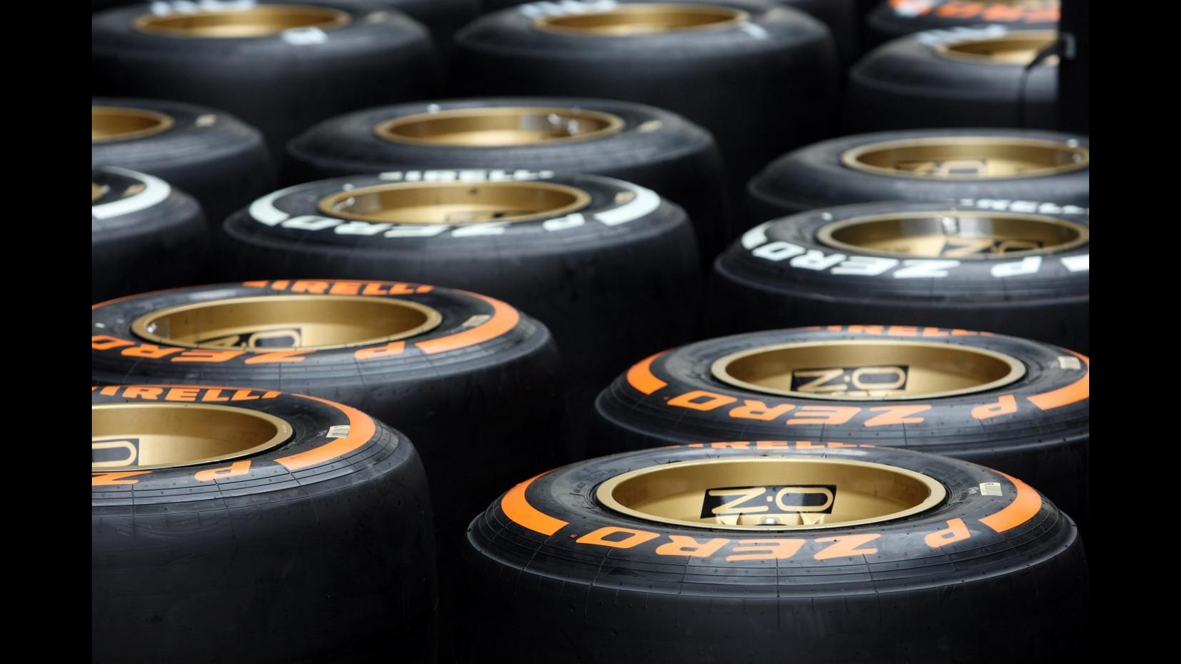 F1, caso Pirelli-Mercedes: Fia rafforzerà controlli su test