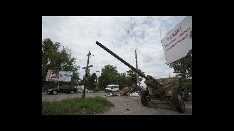 Ucraina, leader filorussi di Donetsk: Non contiamo più su aiuto Mosca