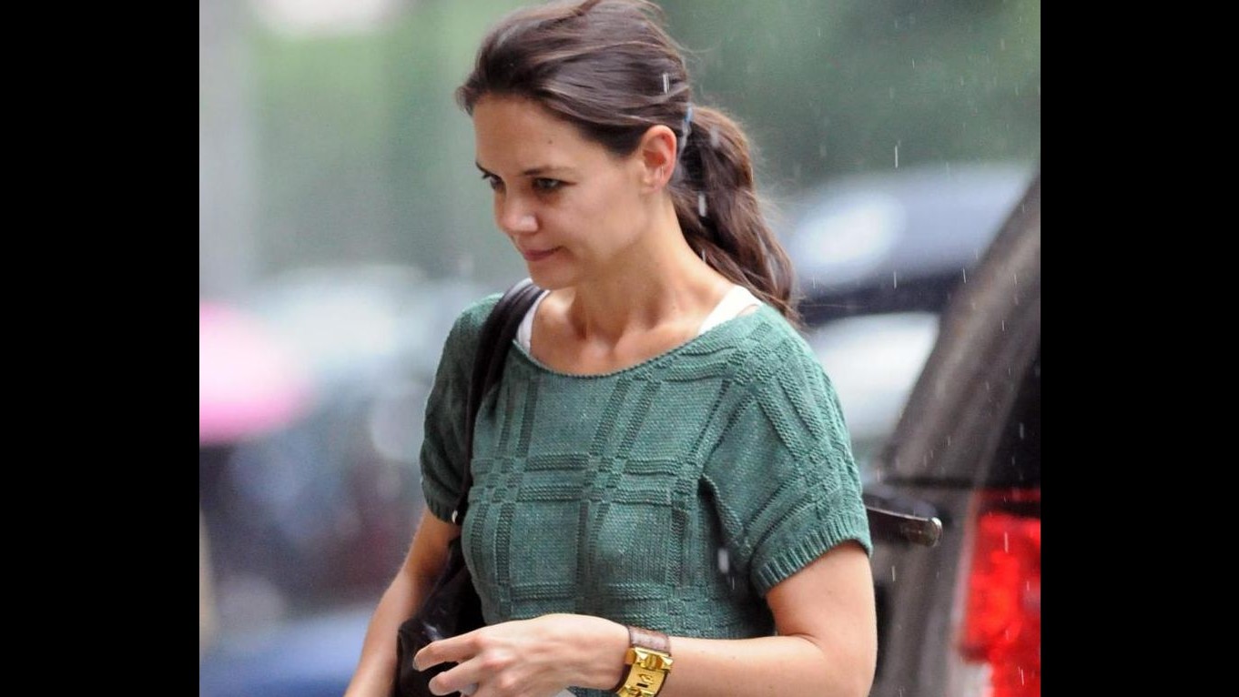 Katie Holmes preoccupata per i pochi ruoli d’attrice proposti
