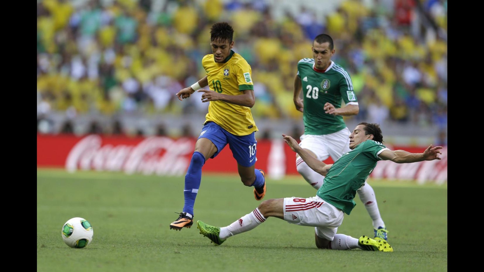 Confederations Cup, Neymar show: Brasile soffre ma stende Messico 2-0