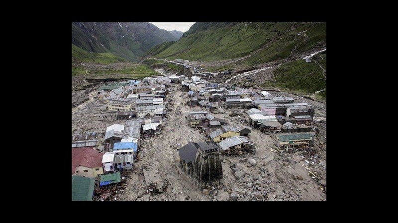 India, sale a 86 numero vittime di inondazioni e frane nel nord
