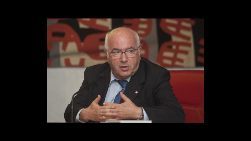 Calcio, Tavecchio: Lavorare tutti insieme per tornare al vertice