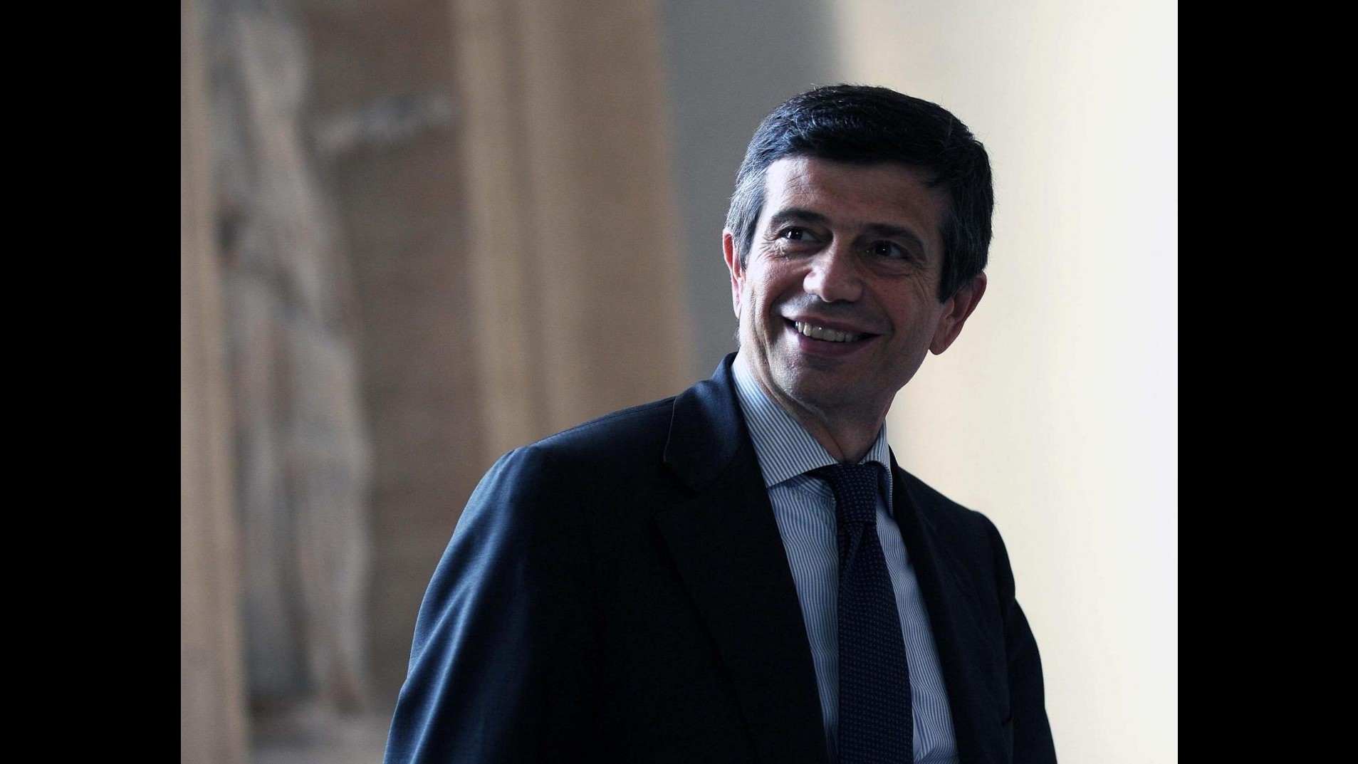 Alitalia, Lupi: Ore decisive, basta con il tira e molla