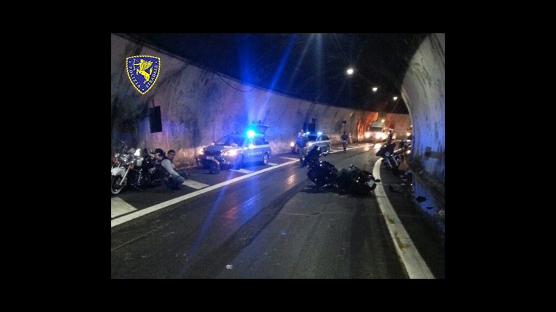 Genova, incidente con 3 Harley Davidson in A12: 1 ferito grave