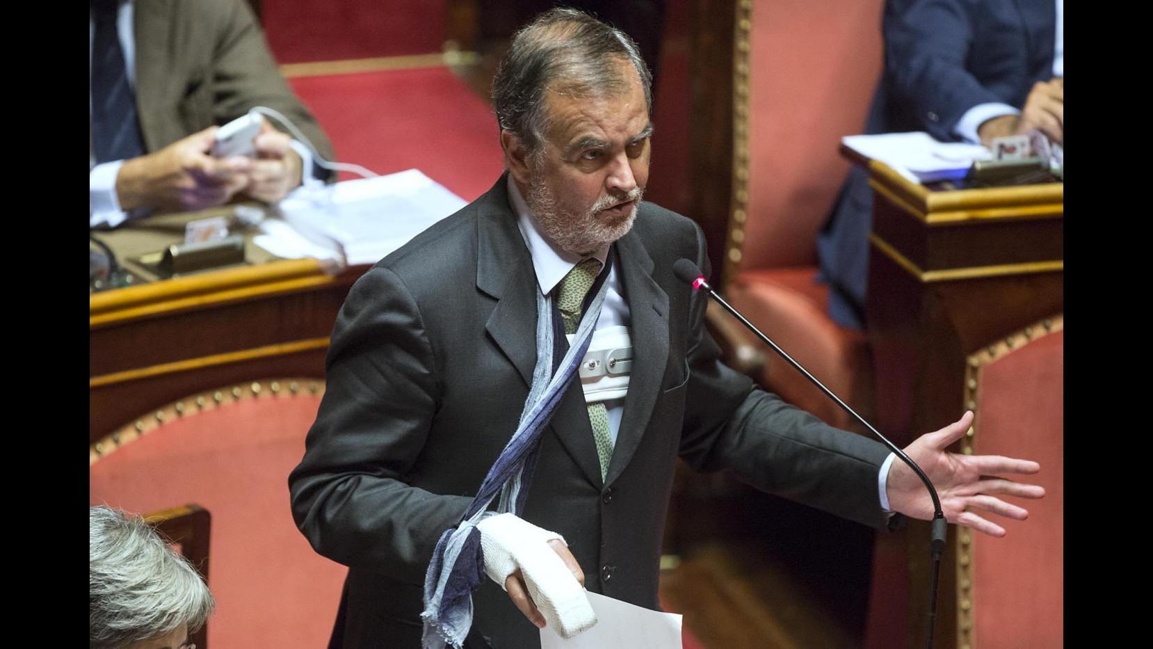 Riforme, Calderoli: Governo si rimetta a decisione aula e relatori