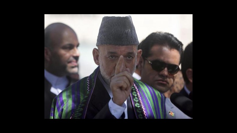 Afghanistan, cugino del presidente Karzai ucciso da kamikaze