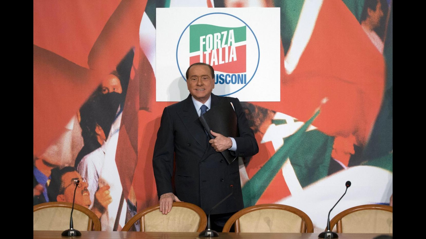 Riforme, Berlusconi indisposto: salta incontro di domani con Renzi